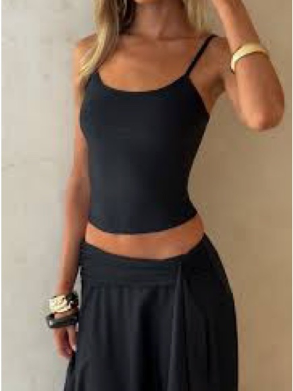 NWT White Fox - Everywhere with you singlet black Crop Tank